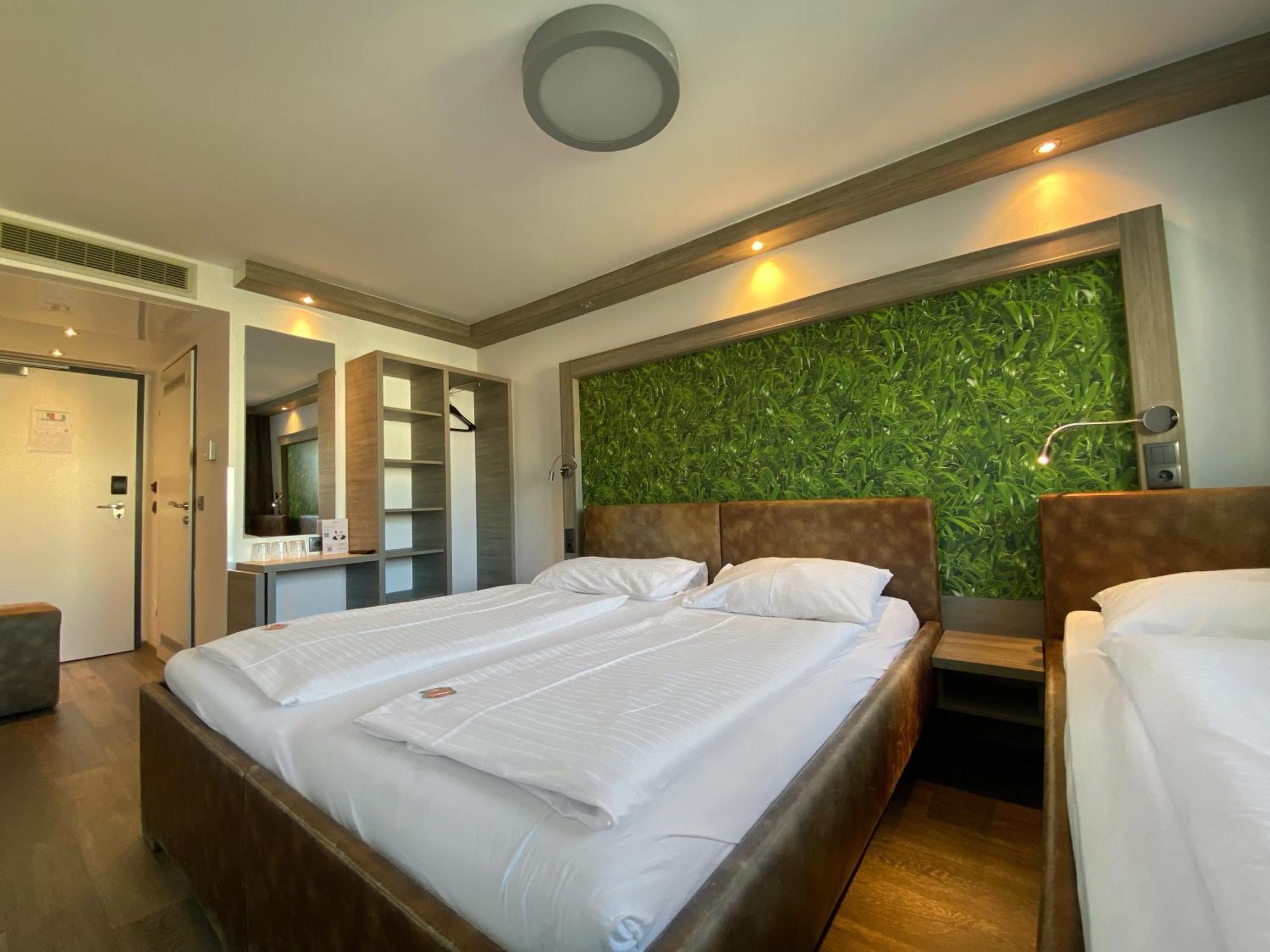 Hotel Design & Budget Schoenbrunn