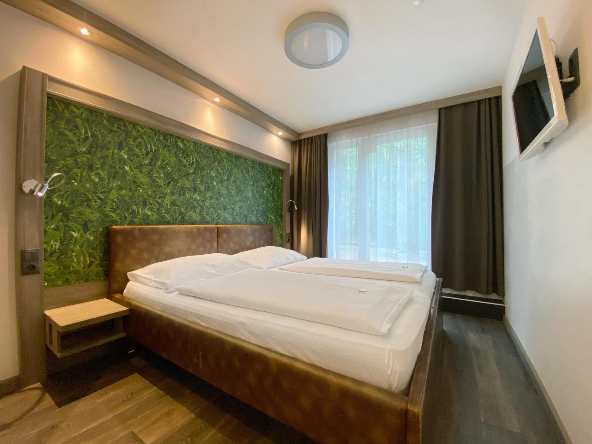 Hotel Design & Budget Schoenbrunn Wien
