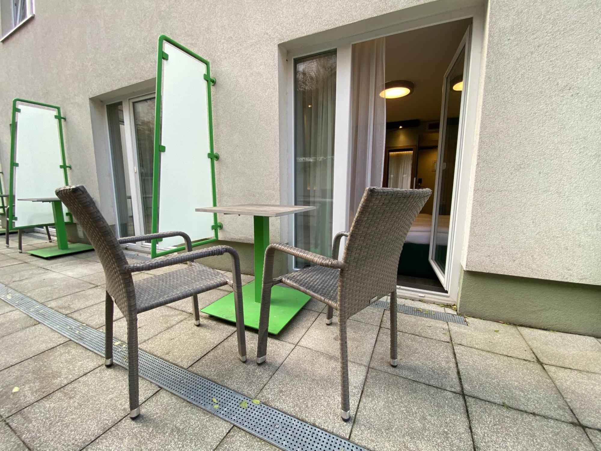 Design & Budget Schoenbrunn Wien