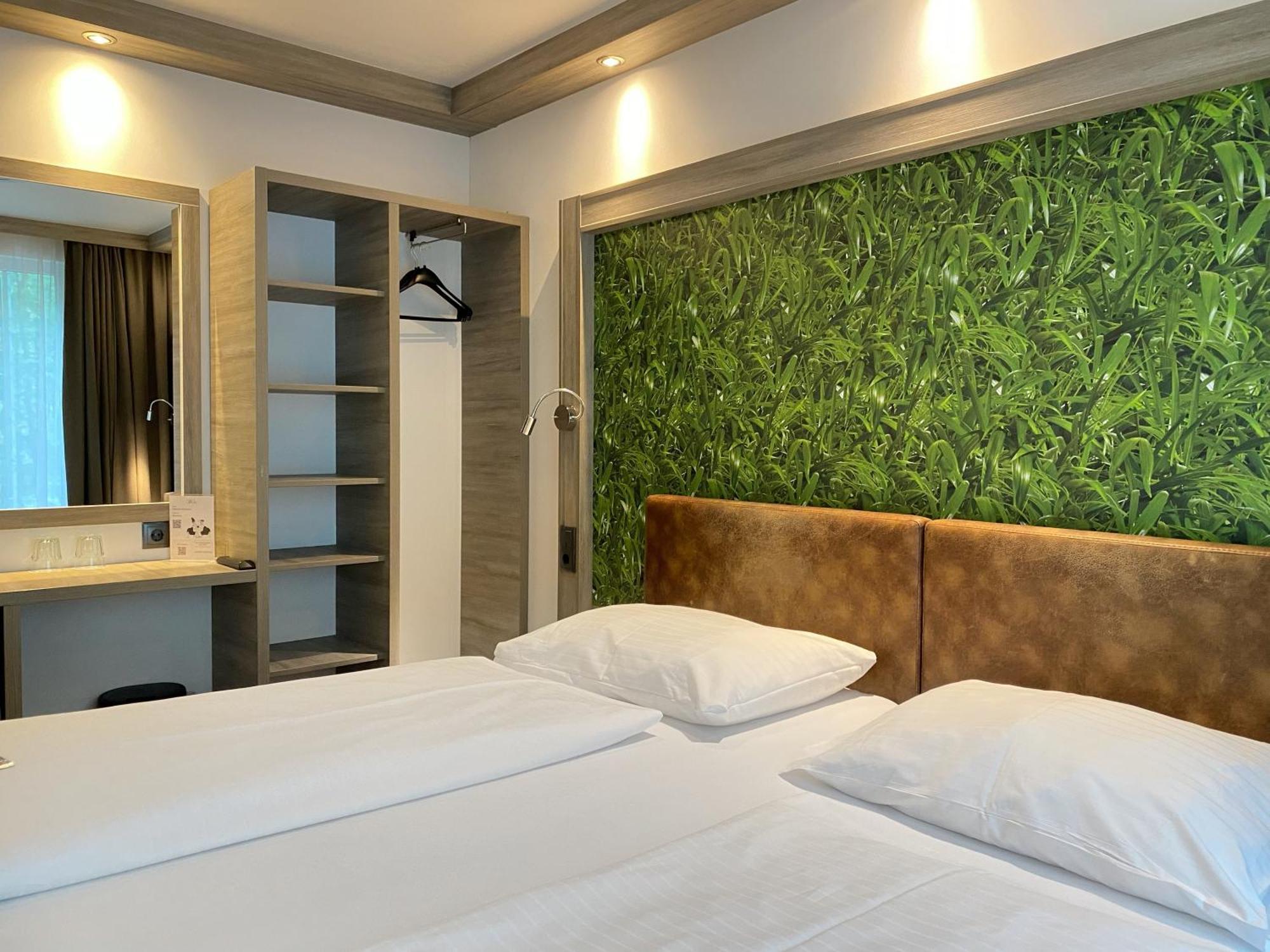 Design & Budget Schoenbrunn Wien