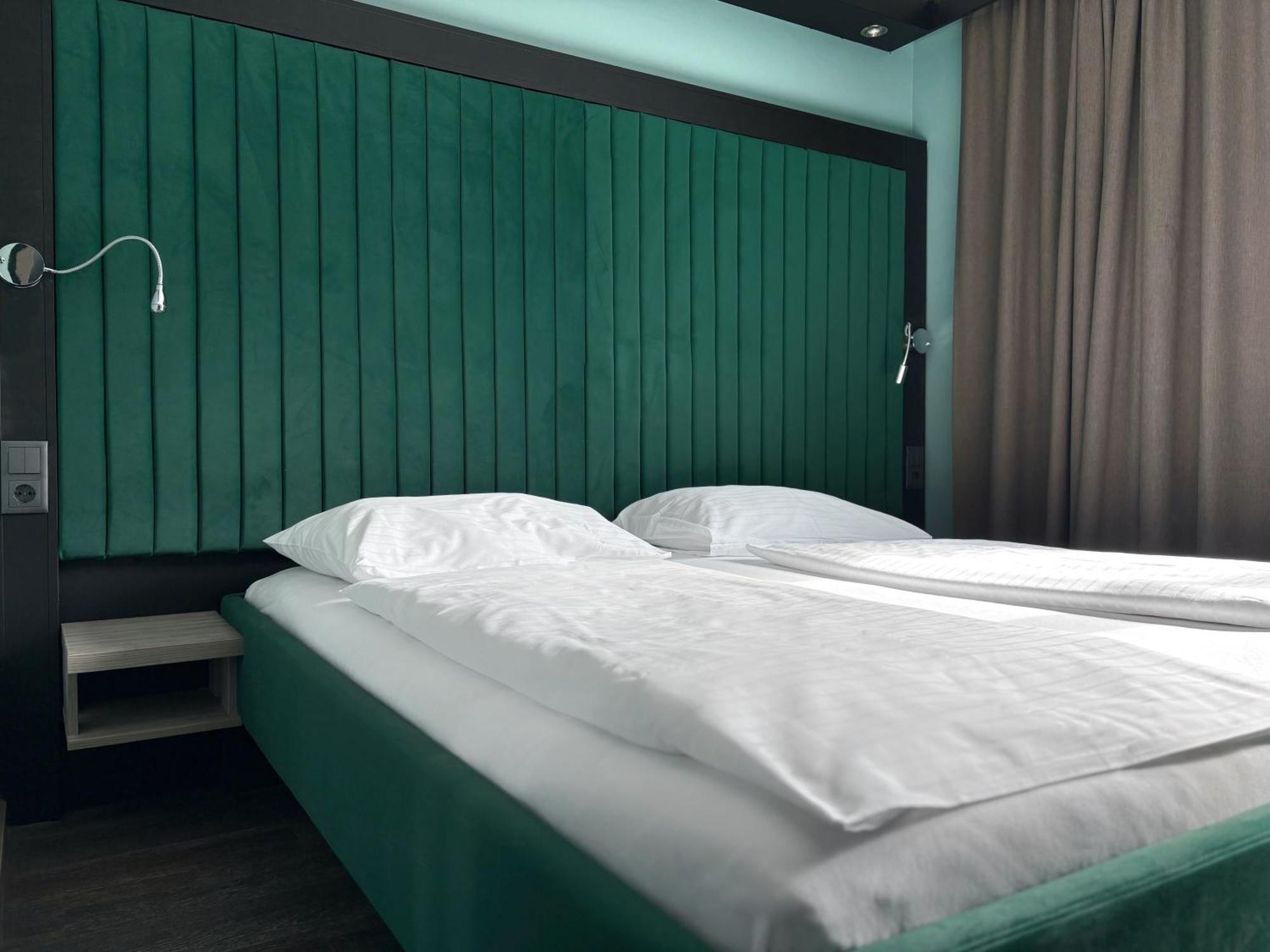 Hotel Design & Budget Schoenbrunn Wien